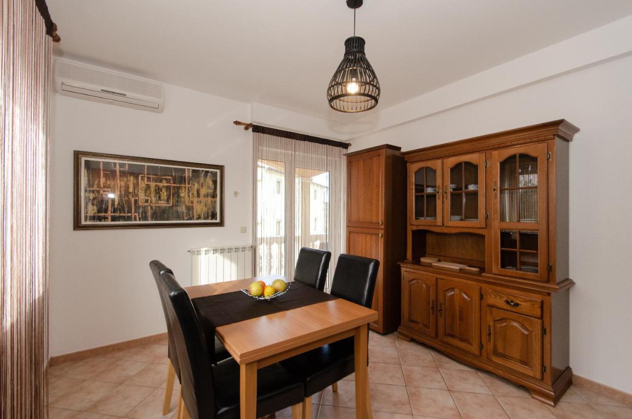 Apartments Villa Amfora روفينج المظهر الخارجي الصورة