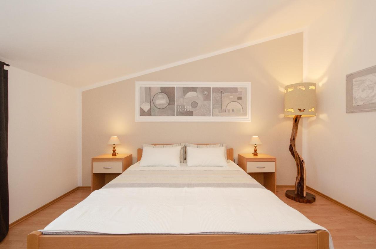 Apartments Villa Amfora روفينج المظهر الخارجي الصورة