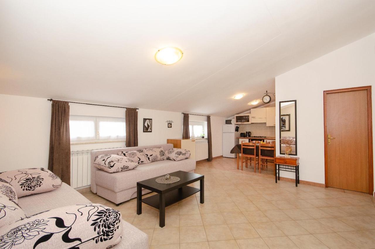 Apartments Villa Amfora روفينج المظهر الخارجي الصورة